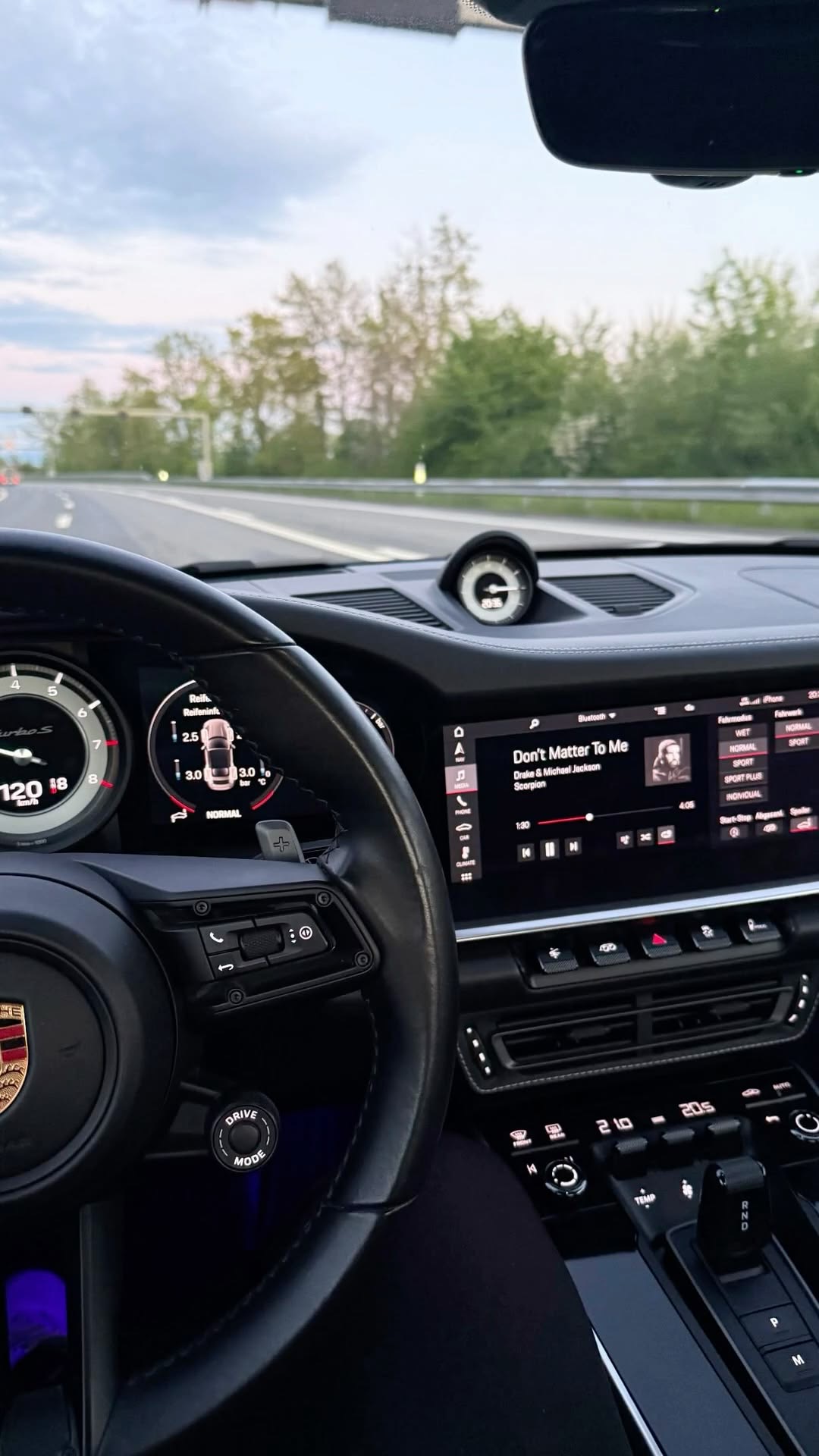 Porsche 911 Turbo S driver's POV
